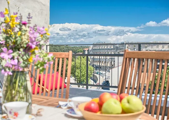 Ancora Center Apartment